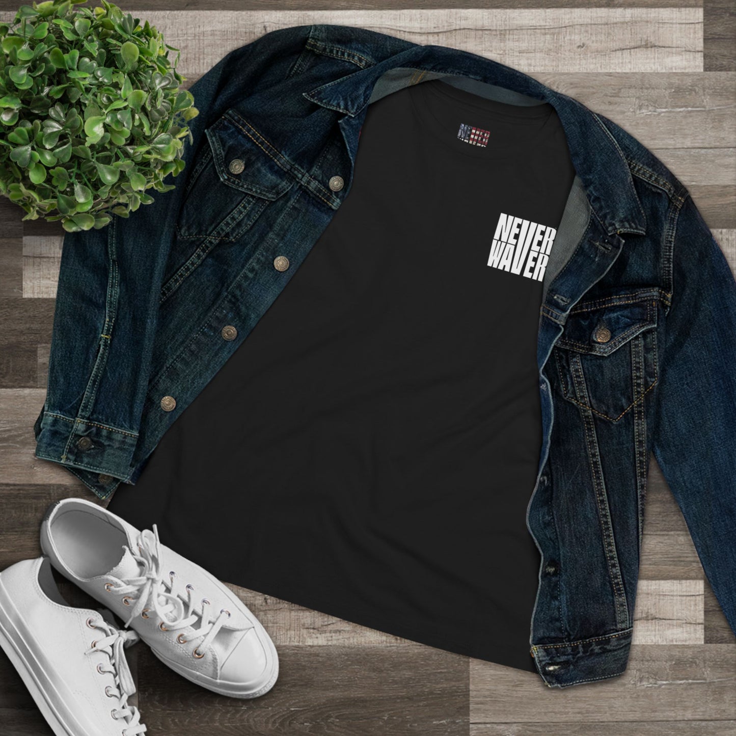 Never Waver” Jesus bold, eye-catching design that reflects a steadfast faith and confidence in Christ. Women's Cotton Tee - Never Waver