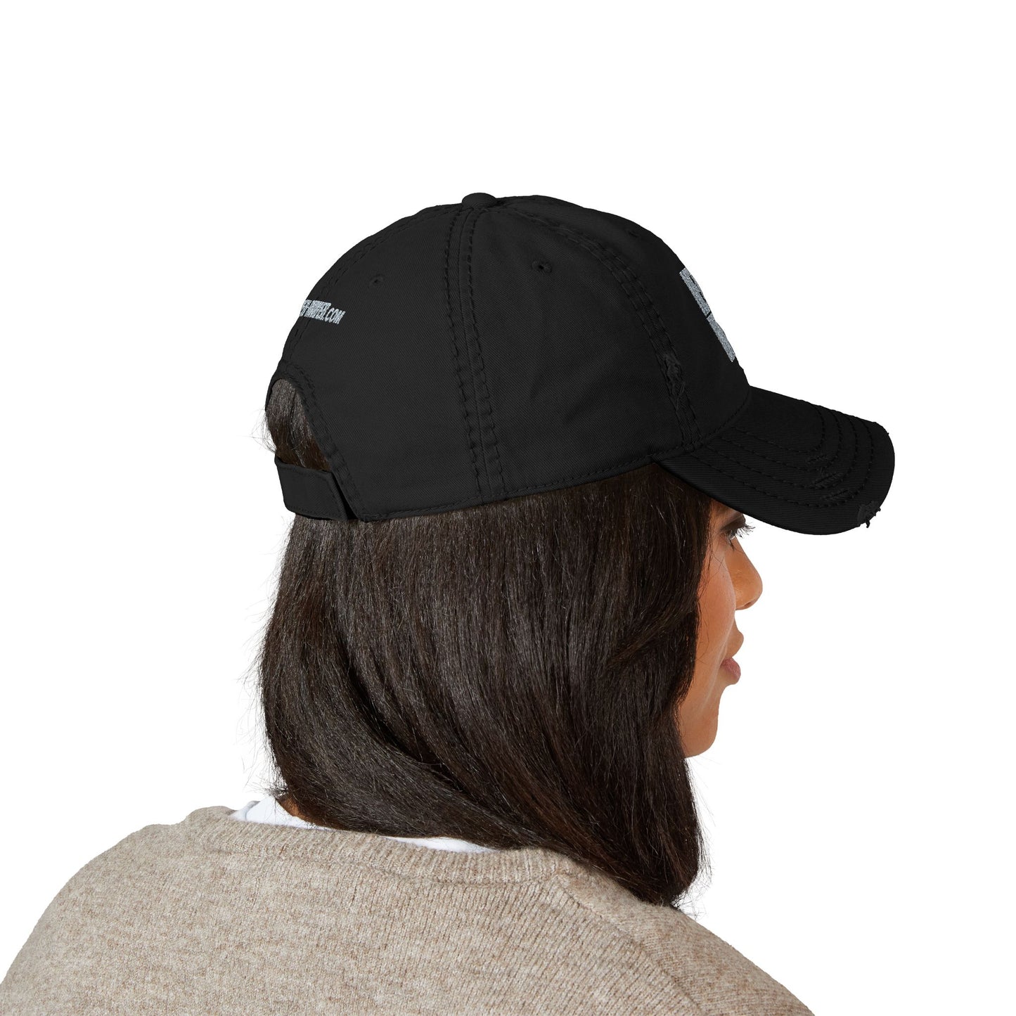 Distressed Dad Hat with 'Never Waver' Embroidery - Casual Style for Everyday Adventures