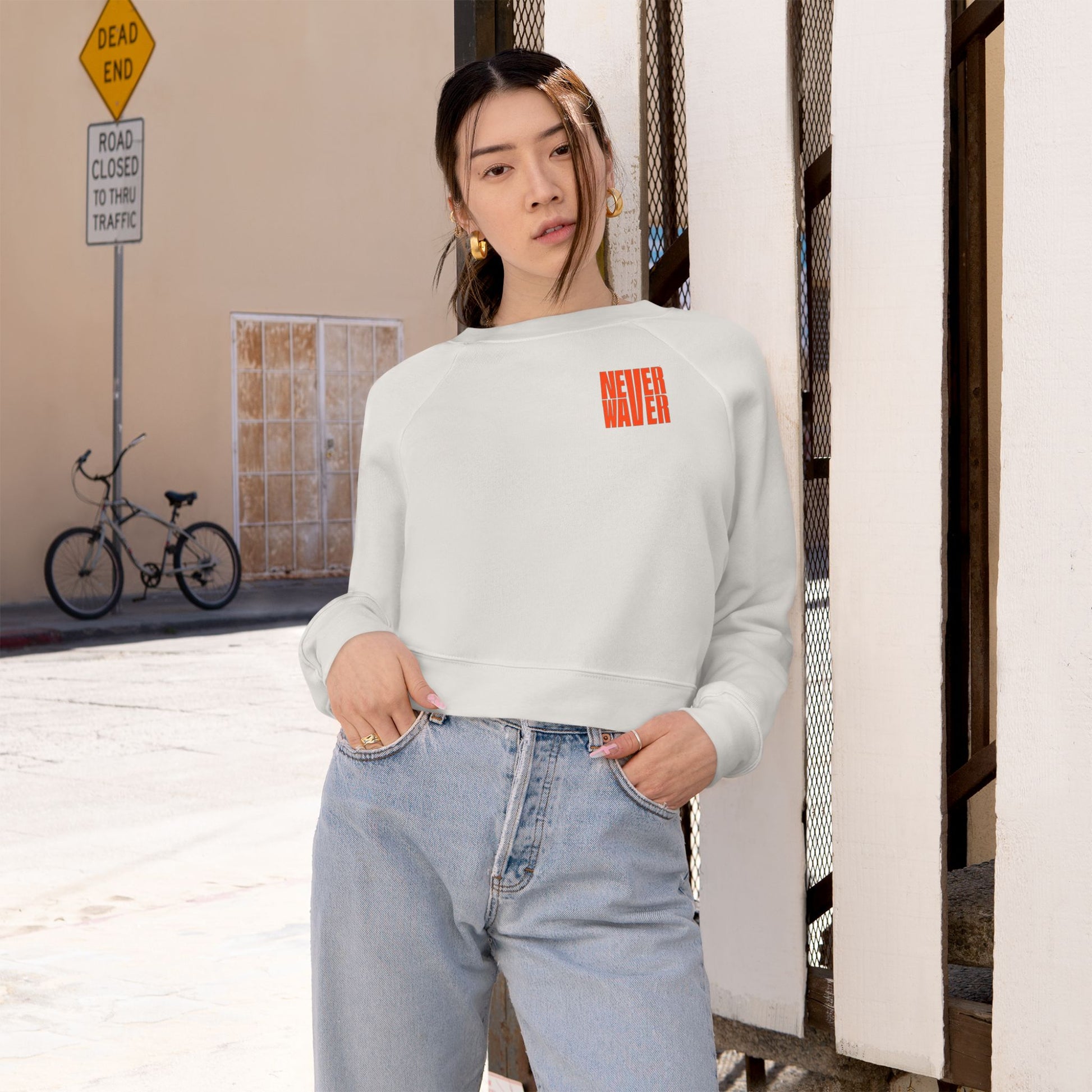 Never Waver Oh Honey I am that Mom Women's Cropped Fleece Pullover - Never Waver