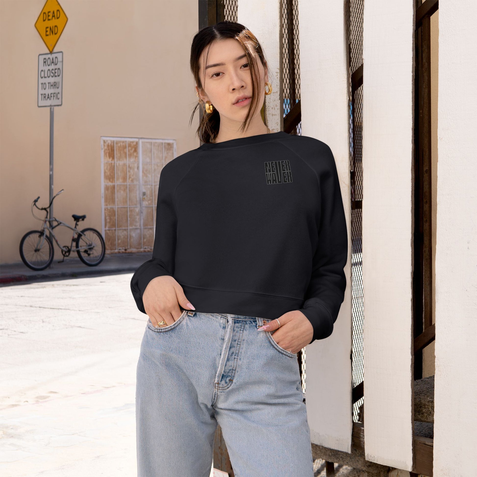 Never Waver Mamacita Needs a Margarita Women's Cropped Fleece Pullover - Never Waver