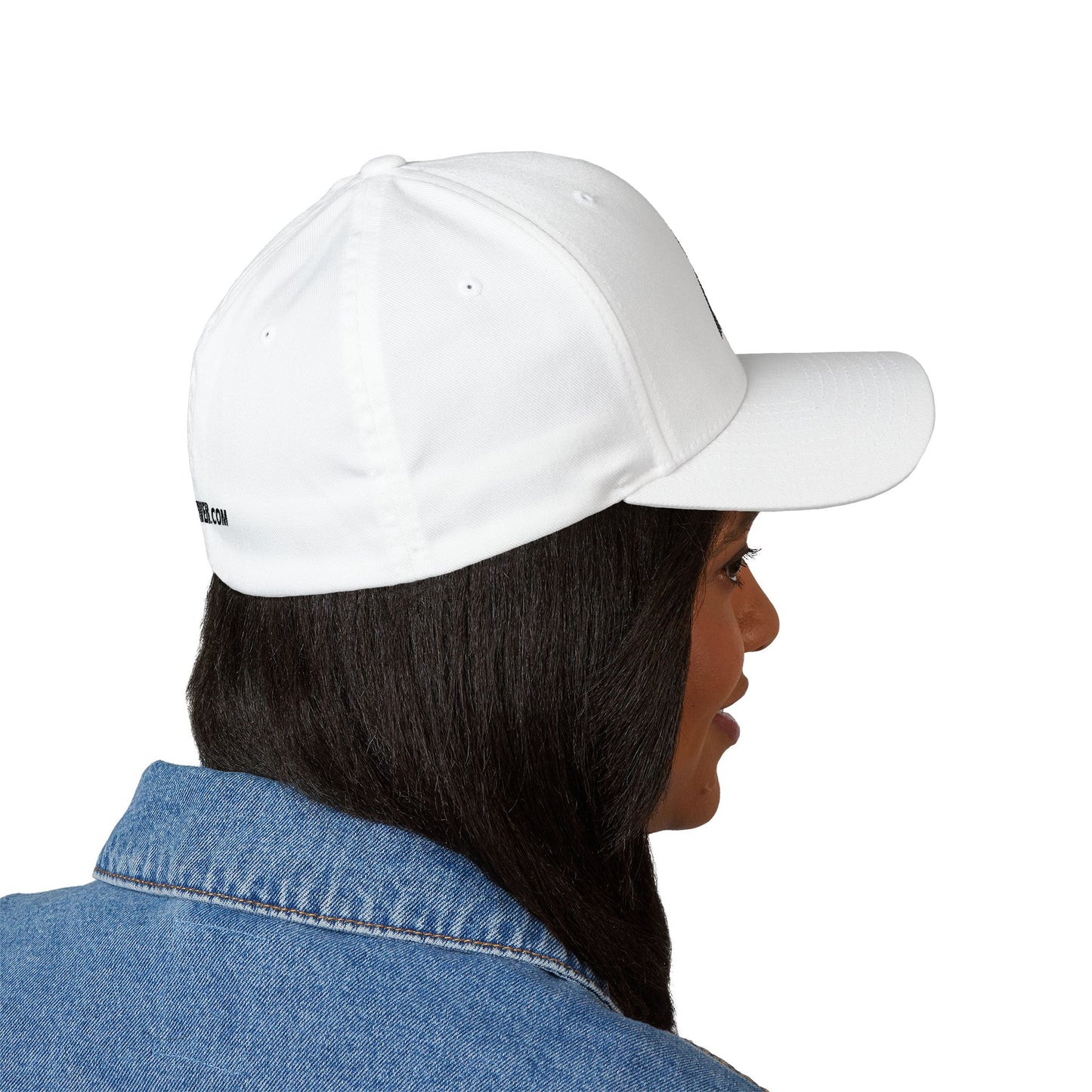 Never Waver Embroidered Cap - Structured White Baseball Hat for Motivation and Style