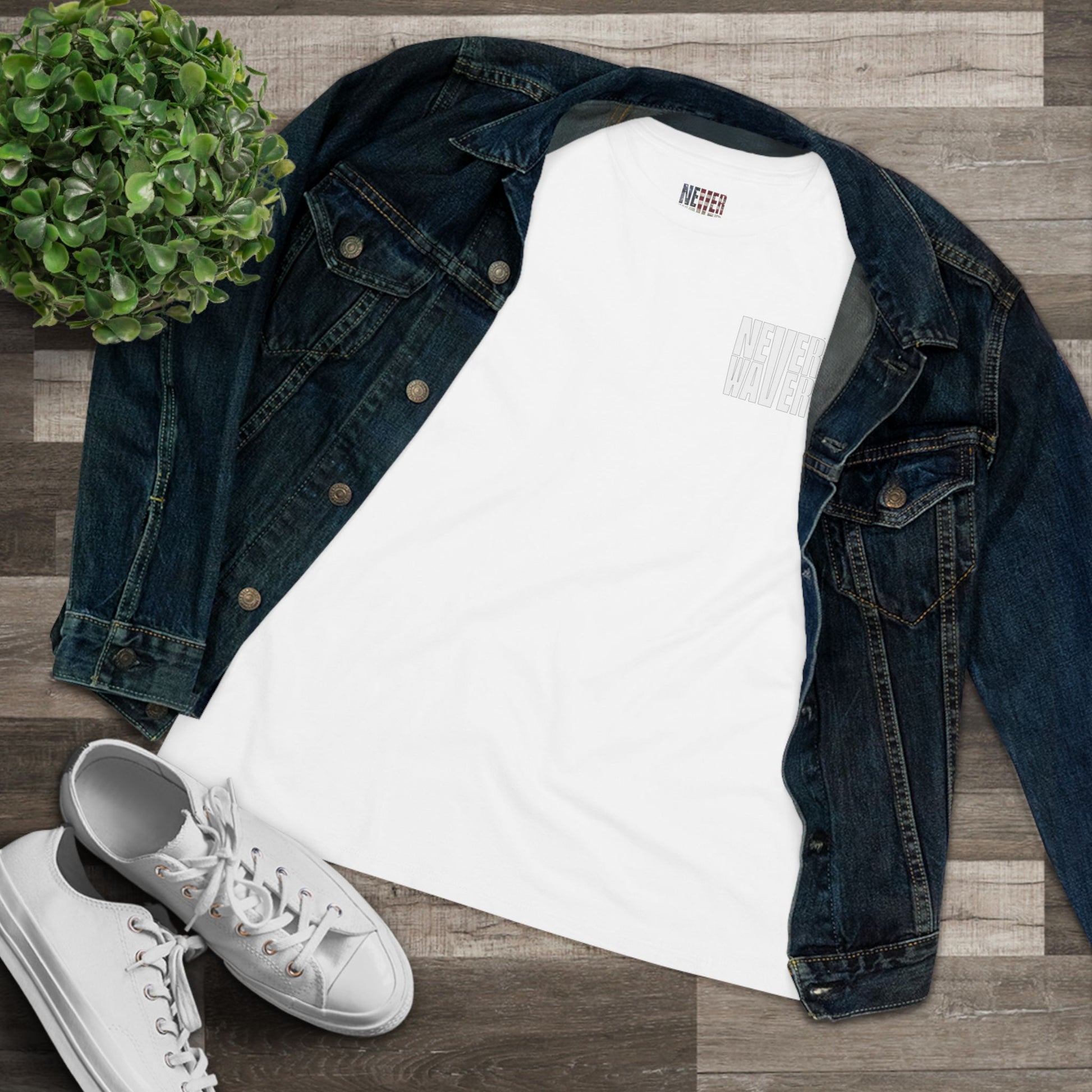 Never Waver” Jesus bold, eye-catching design that reflects a steadfast faith and confidence in Christ. Women's Cotton Tee - Never Waver