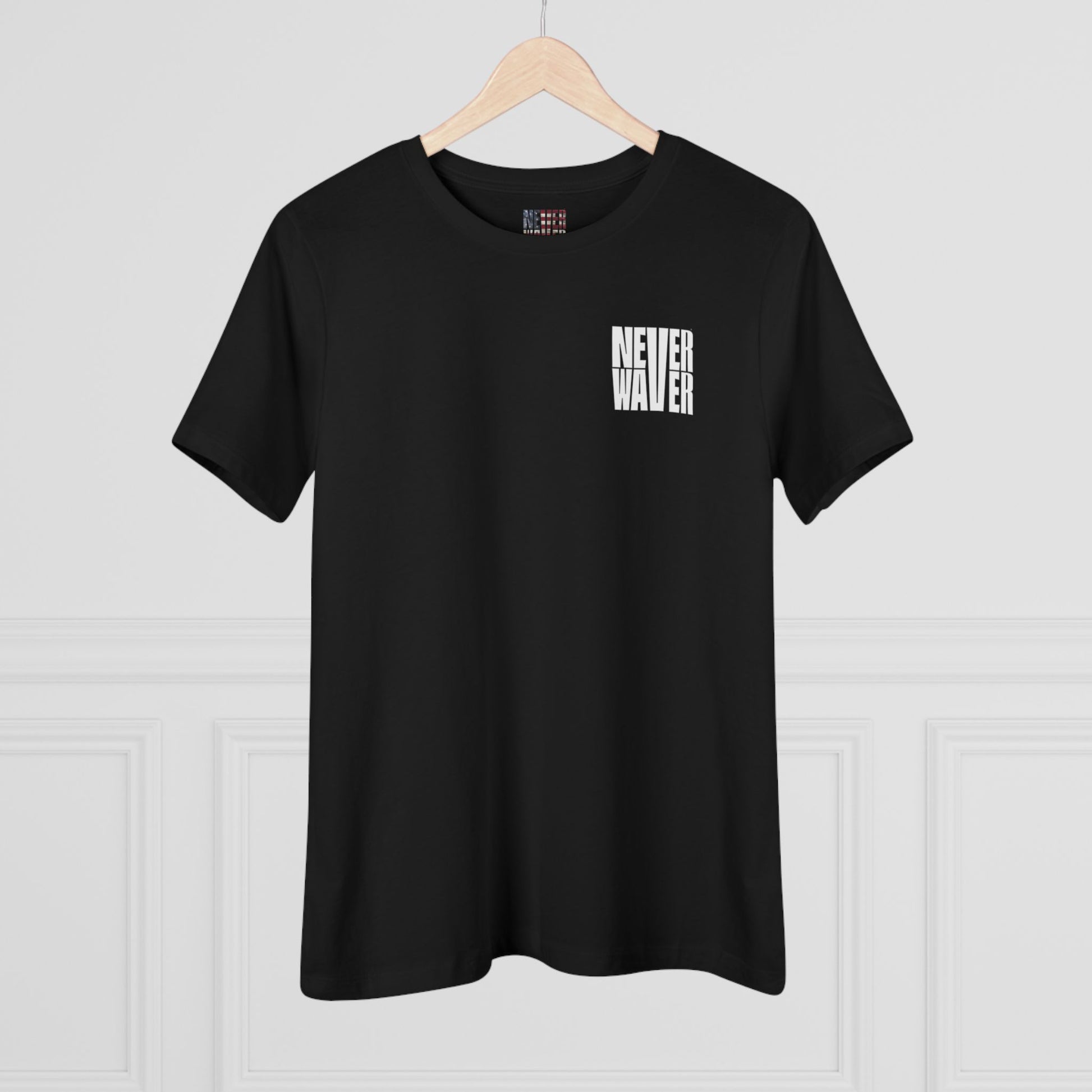 Never Waver” Jesus bold, eye-catching design that reflects a steadfast faith and confidence in Christ. Women's Cotton Tee - Never Waver