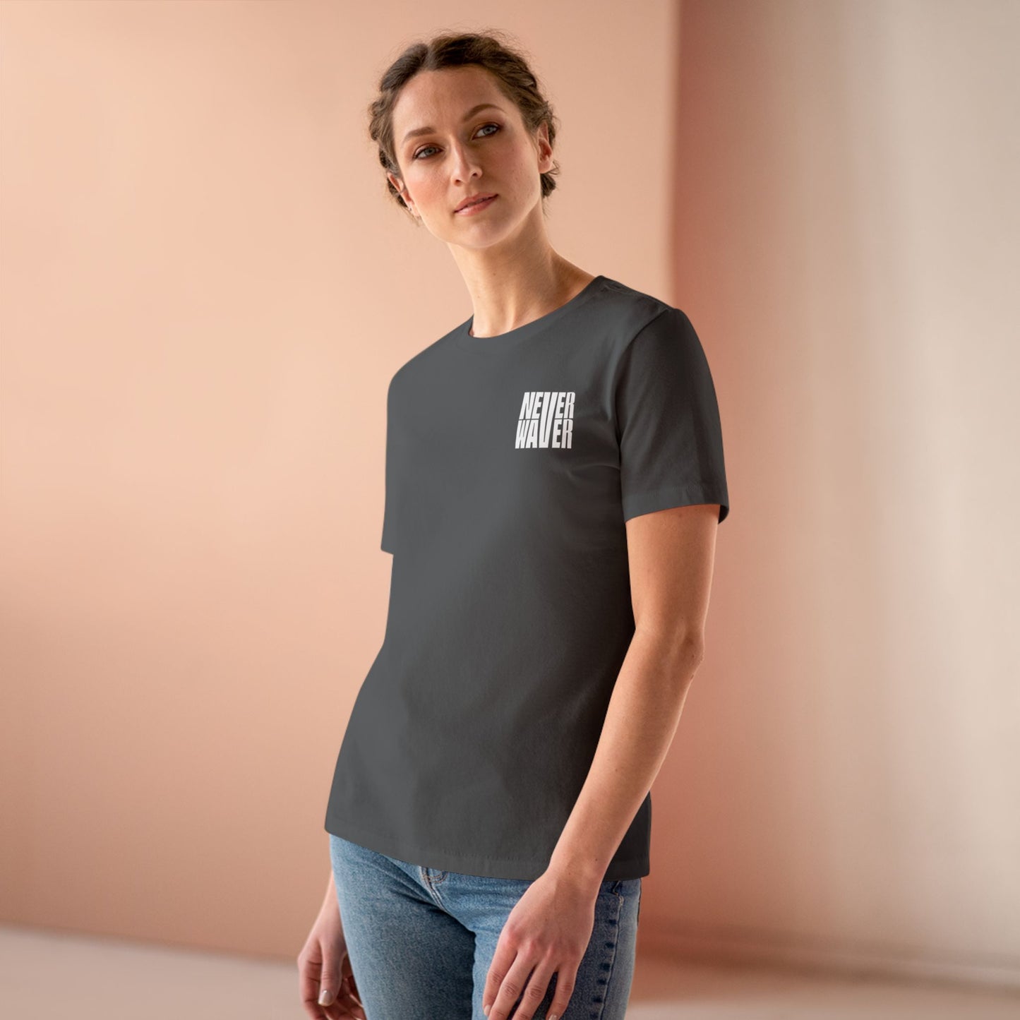 Never Waver” Jesus bold, eye-catching design that reflects a steadfast faith and confidence in Christ. Women's Cotton Tee - Never Waver