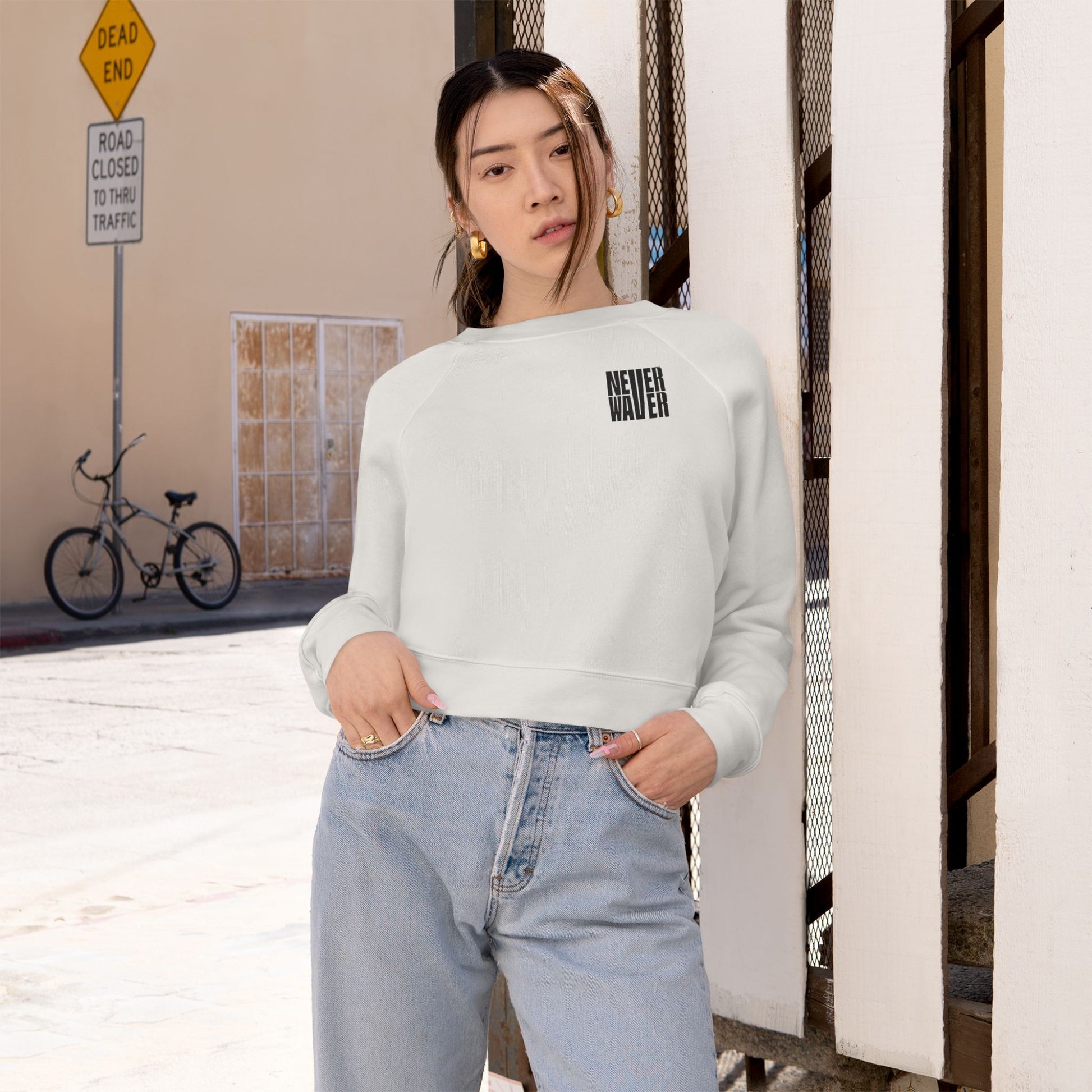 Never Waver Mamacita Needs a Margarita Women's Cropped Fleece Pullover - Never Waver