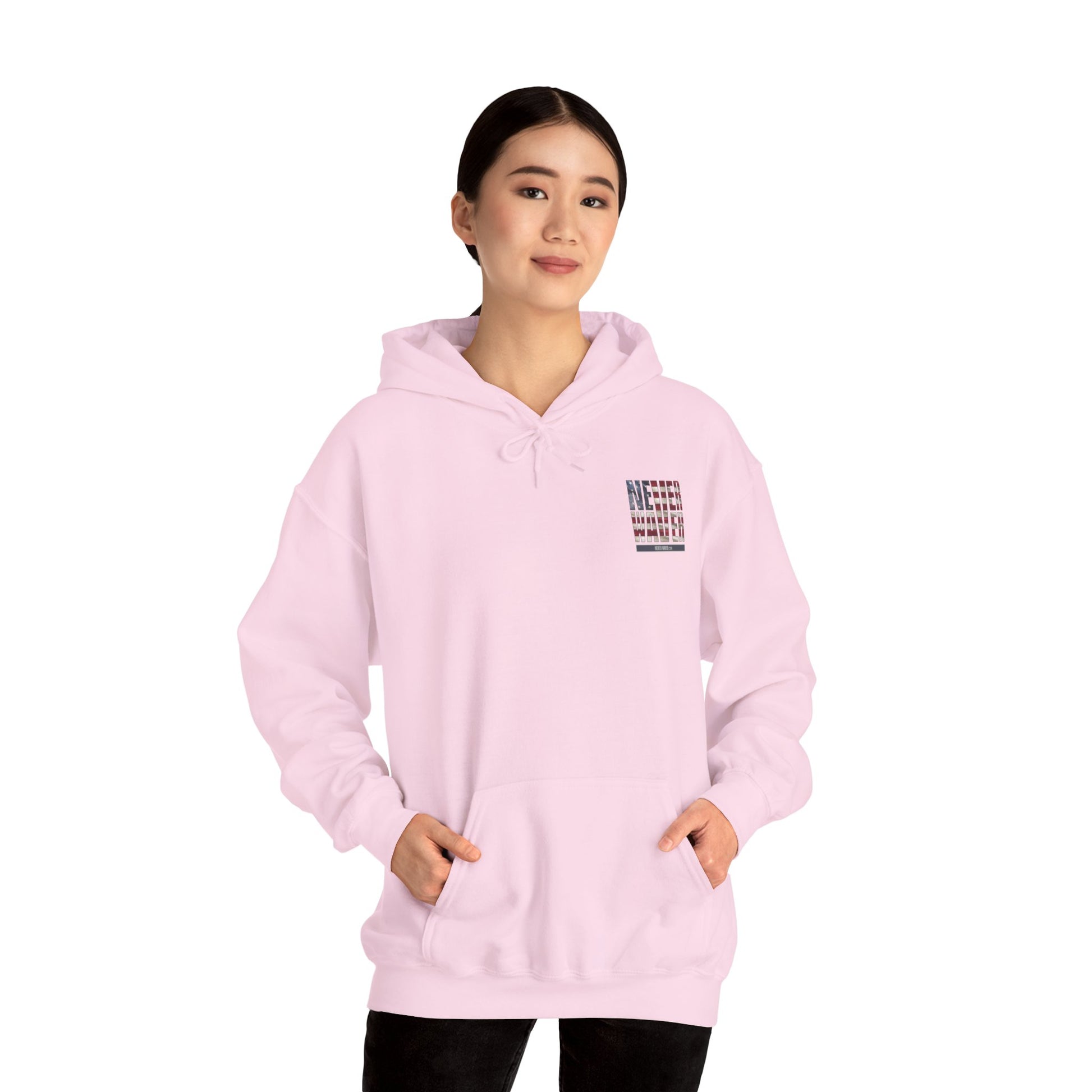 Patriotic Unisex Heavy Blend™ Hooded Sweatshirt - 'America Never Waver' - Never Waver