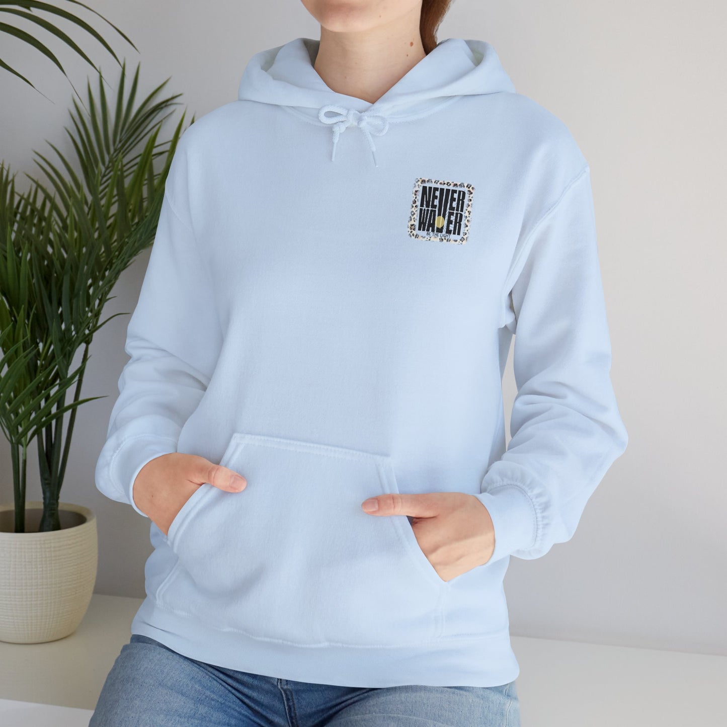 NEVER WAVER Be The Light Unisex Heavy Blend™ Hooded Sweatshirt - Never Waver