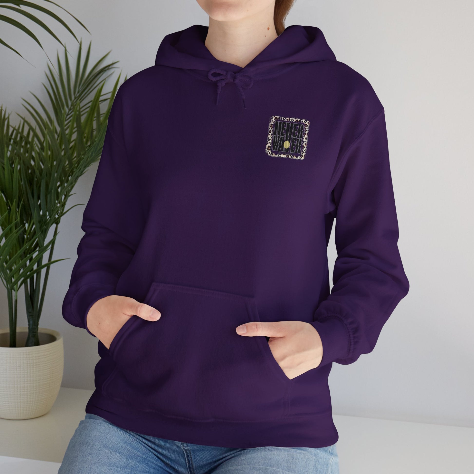 NEVER WAVER Be The Light Unisex Heavy Blend™ Hooded Sweatshirt - Never Waver