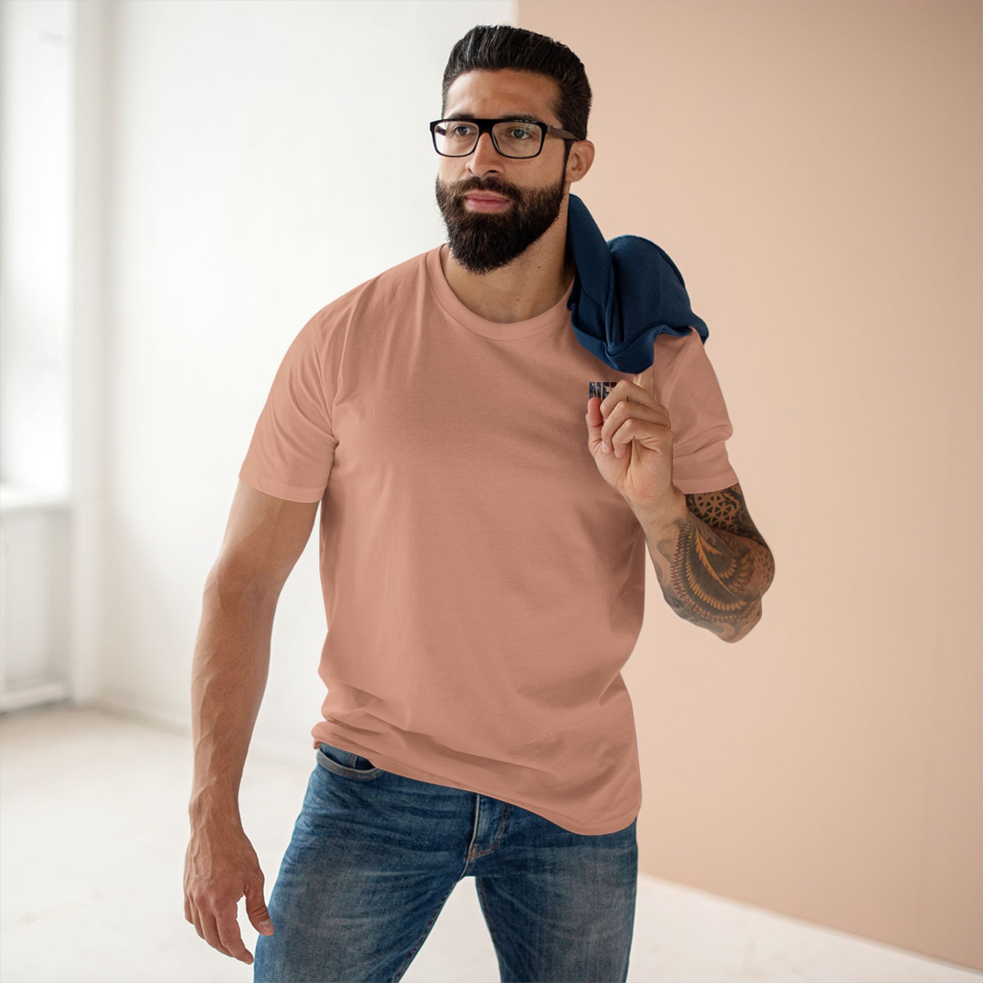 Never Waver Definition Men's Staple Tee - Never Waver