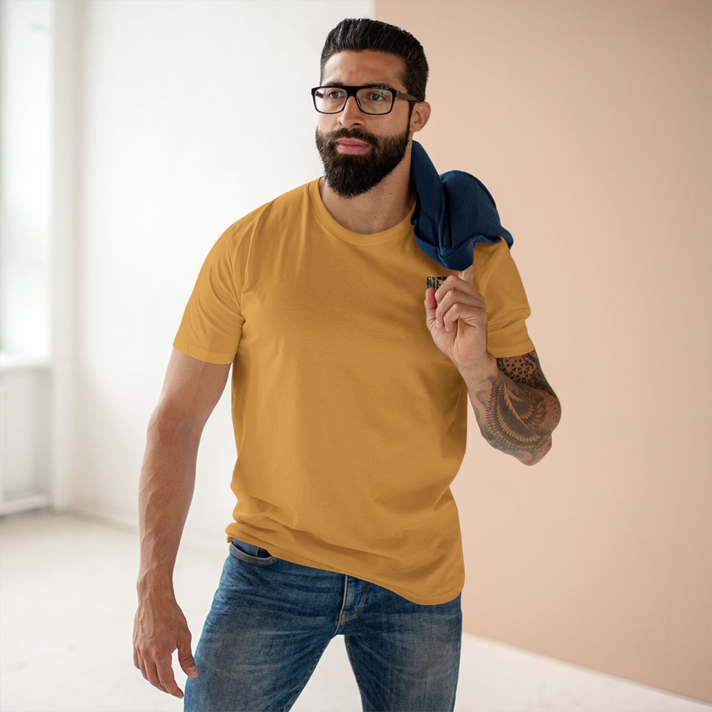 Never Waver Definition Men's Staple Tee - Never Waver