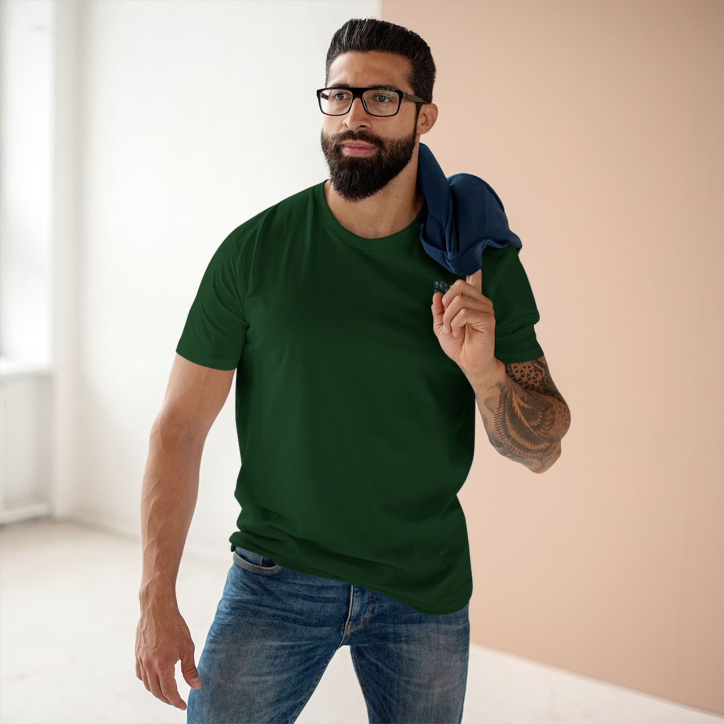 Never Waver Definition Men's Staple Tee - Never Waver