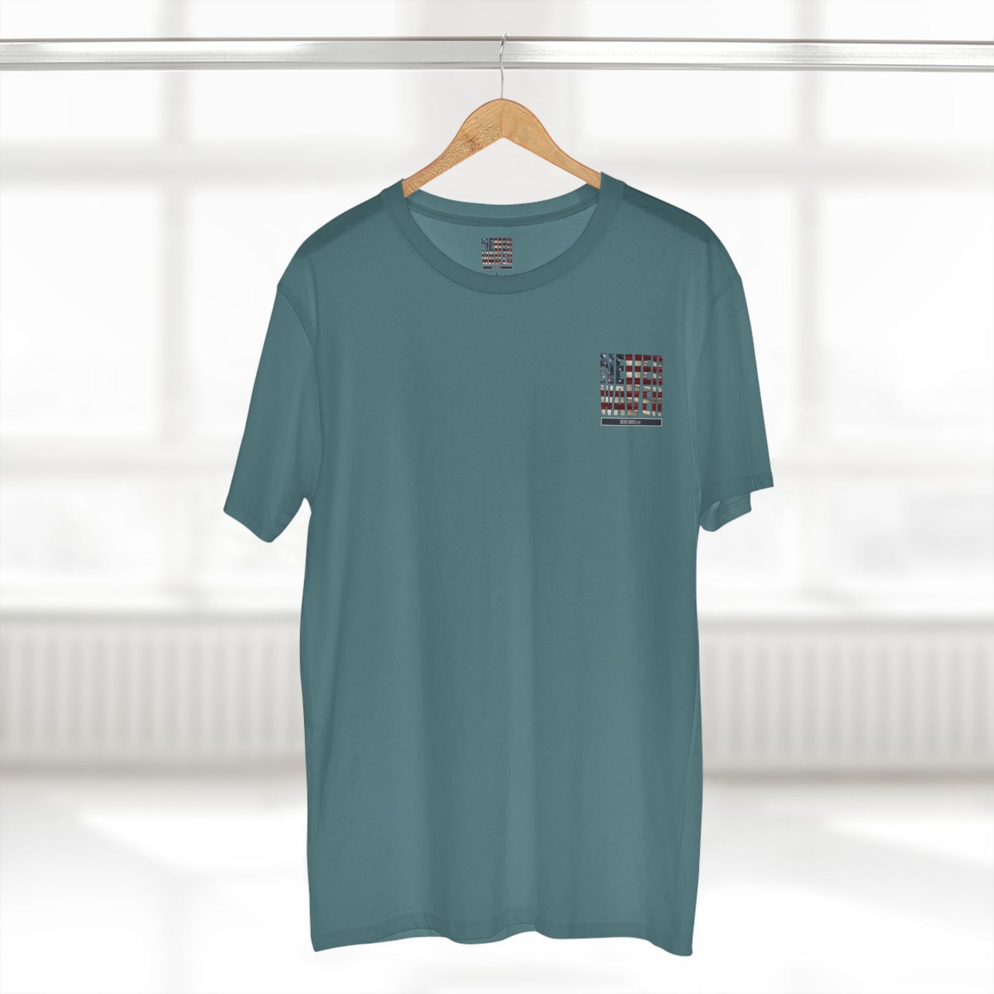 Never Waver Definition Men's Staple Tee - Never Waver