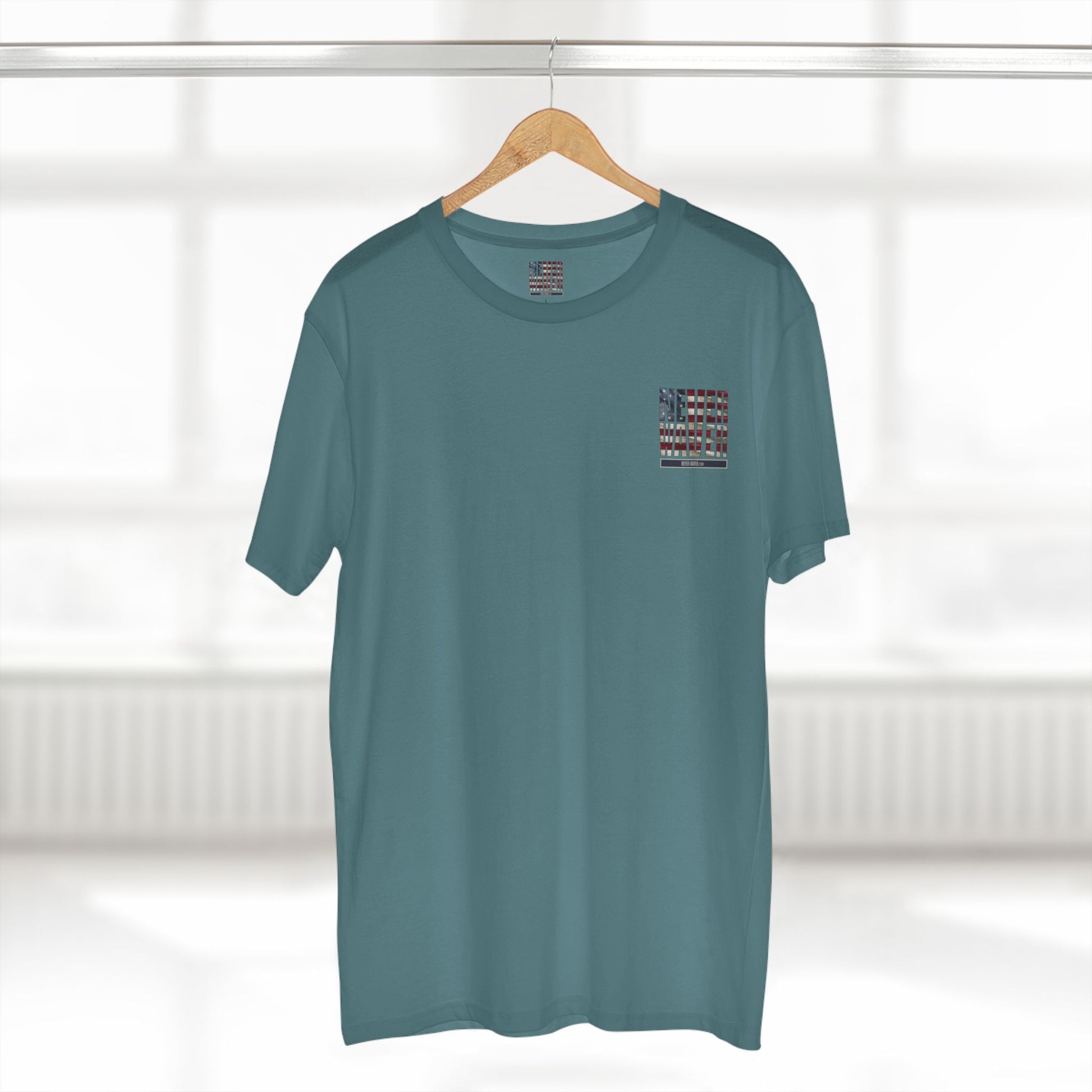 Never Waver Definition Men's Staple Tee - Never Waver