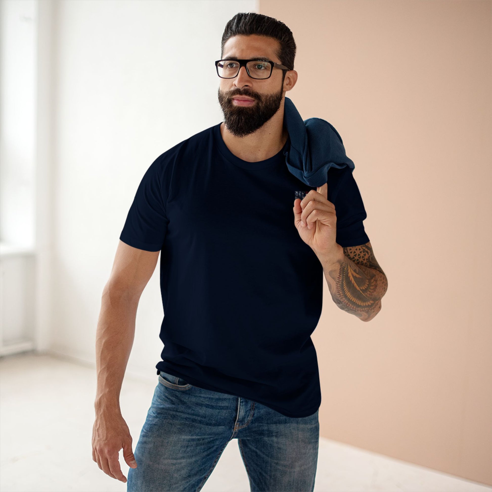 Never Waver Definition Men's Staple Tee - Never Waver