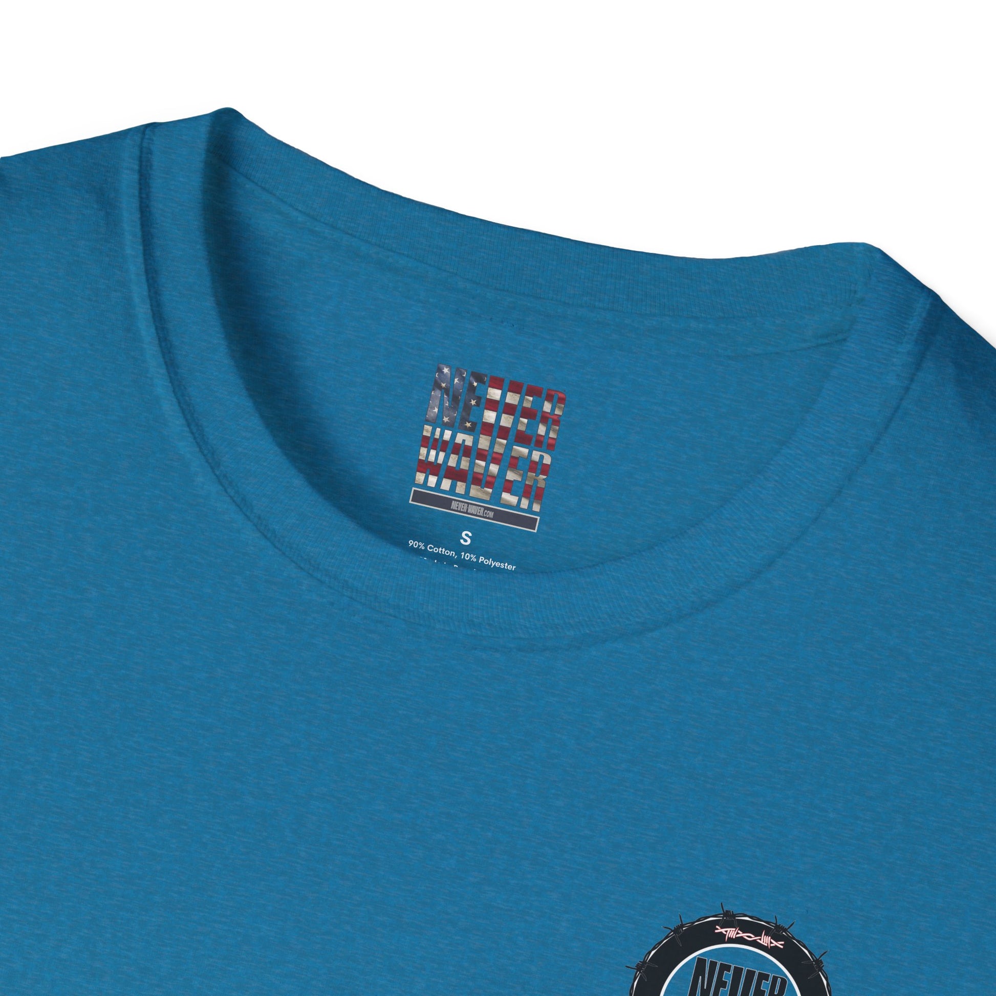 NEVER WAVER KICK FEAR IN THE TEETH Unisex Softstyle T-Shirt - Never Waver
