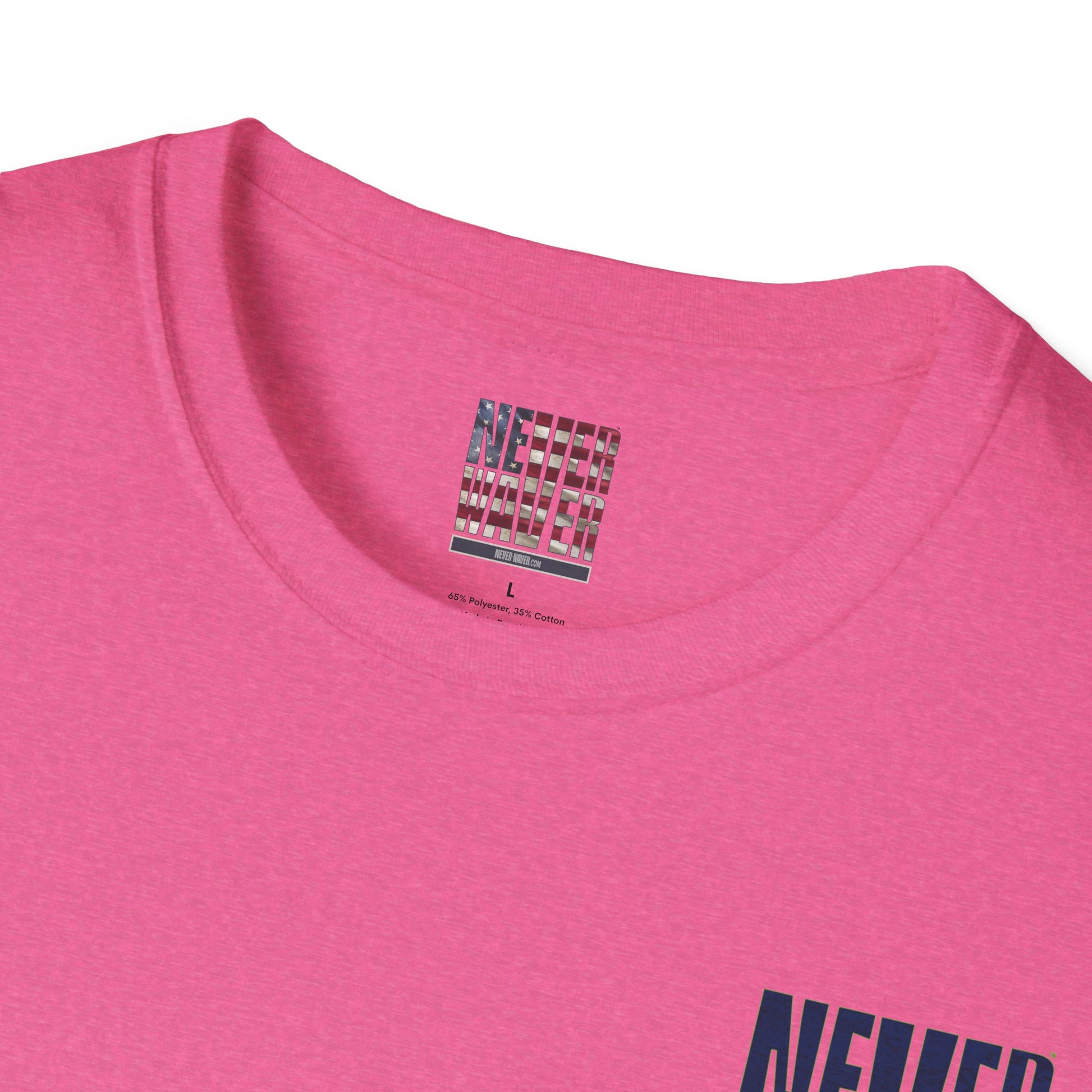 Seattle Fans Never Waver Unisex Softstyle T-Shirt - Never Waver
