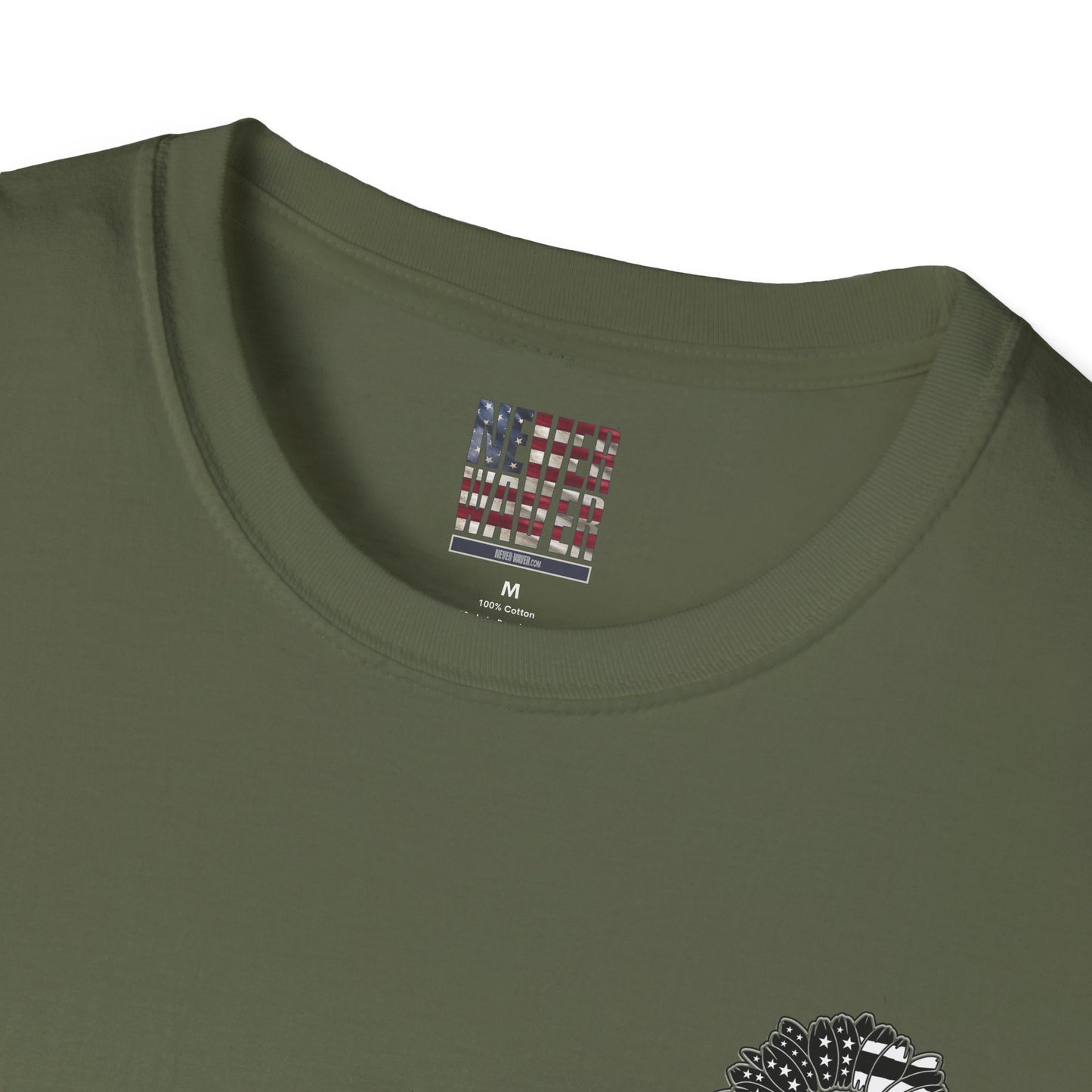 True Americans Never Waver They Always Back The Blue Unisex Softstyle T-Shirt - Never Waver