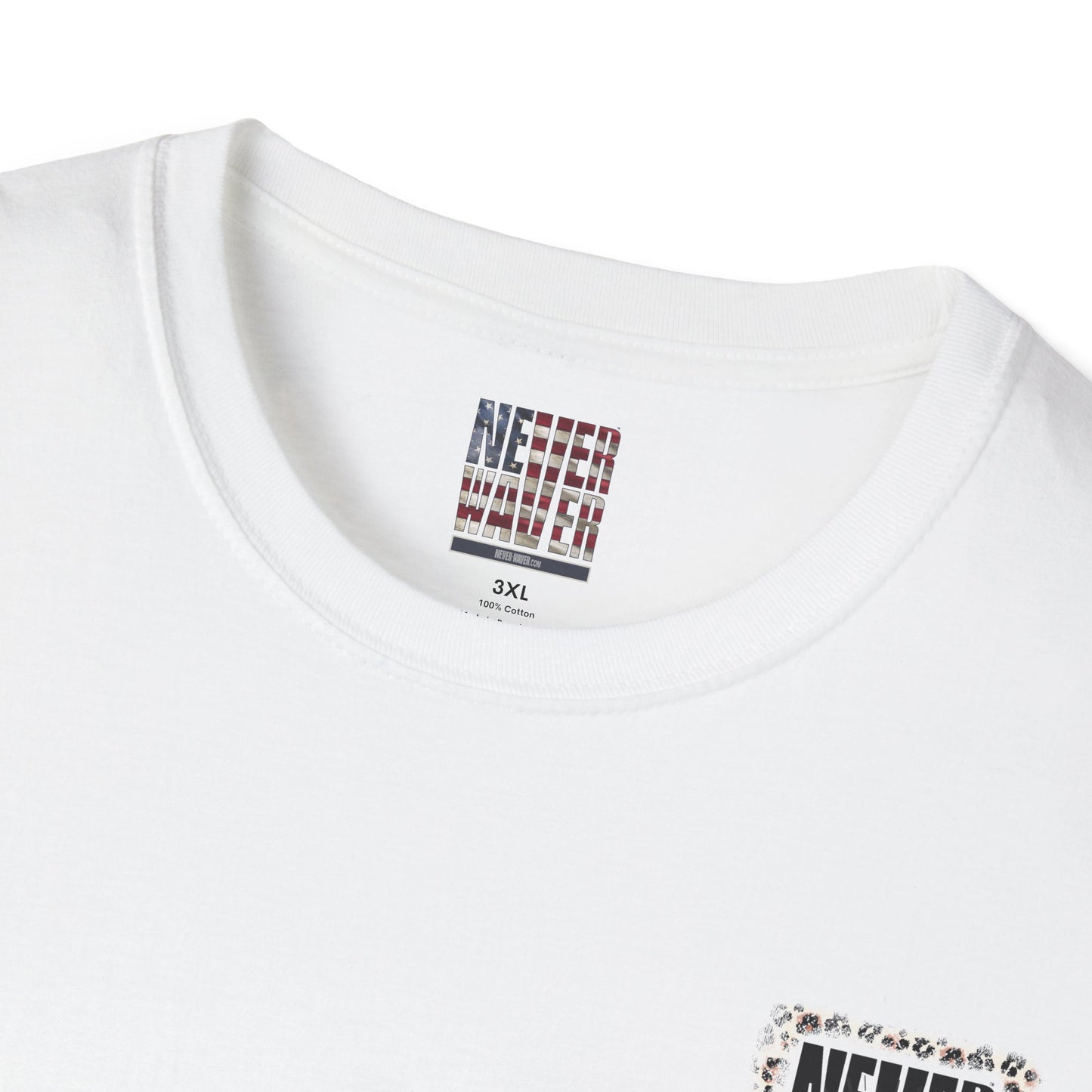 NEVER WAVER Be The Light Unisex Soft style T-Shirt - Never Waver