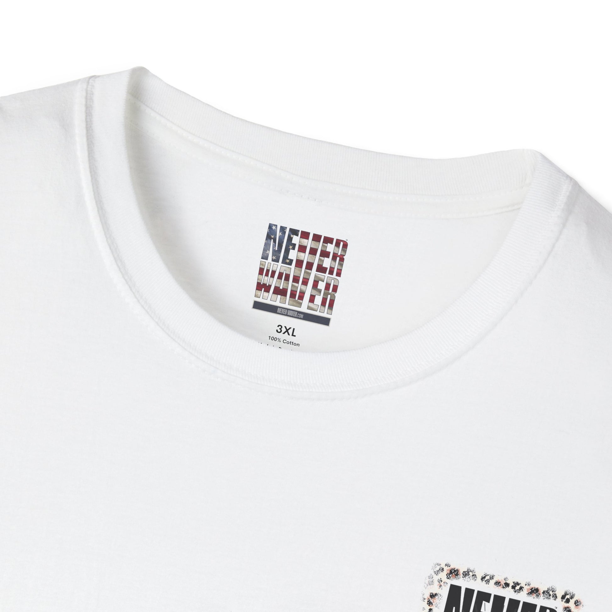 NEVER WAVER Be The Light Unisex Soft style T-Shirt - Never Waver