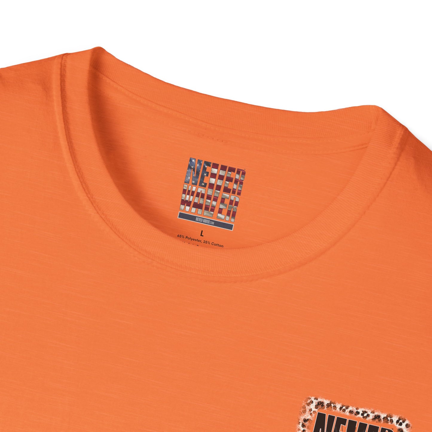 NEVER WAVER Be The Light Unisex Soft style T-Shirt - Never Waver